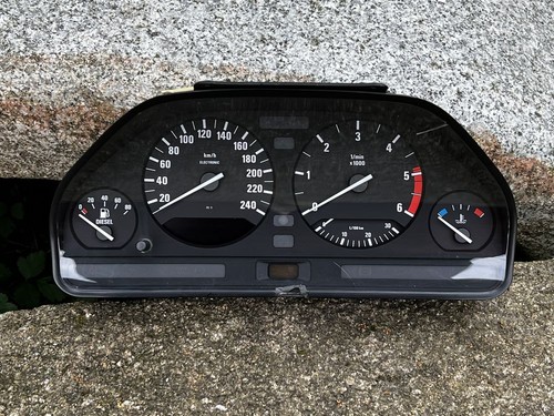 Instrument cluster low - cluster,