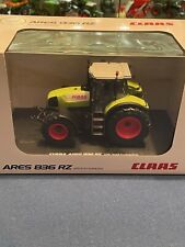 1/32 Universal Hobbies Claas