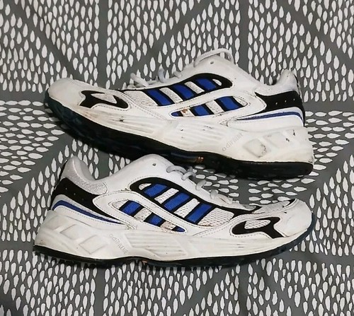 Vintage adidas shoes mens 5 - vintage,