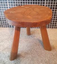VINTAGE SOLID WOOD WOODEN 3 LEGGED MILKING STOOL /  RUSTIC PLANT STAND