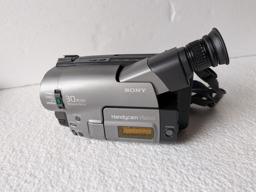 Sony handycam ccd trv24e - sony, ccd-trv24e