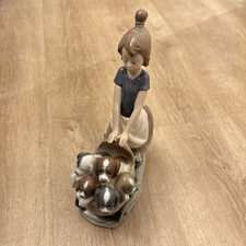 Lladro 5364 "Litter of Fun"