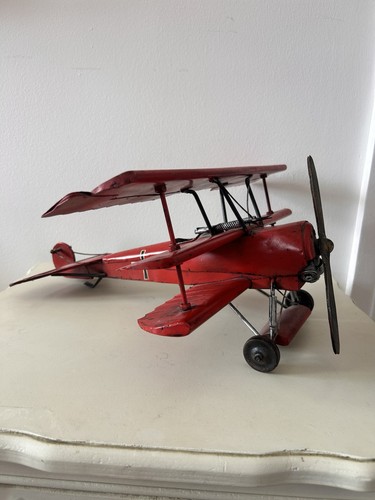 Vintage metal tri - tri, plane