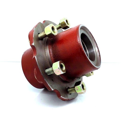 Front wheel hub for case - front,