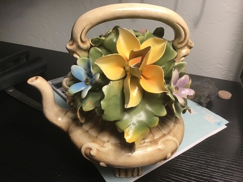 Vtg hand painted capodimonte - vtg.,