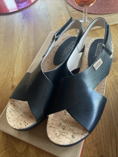 Pikolinos black leather wide - black,
