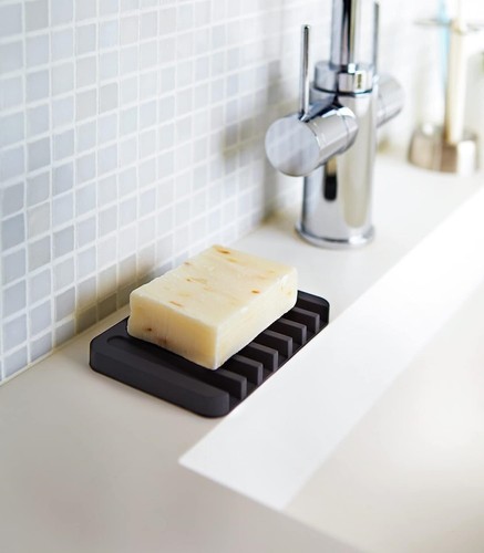 Silicone soap dish self - dish,