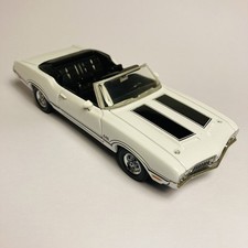 Matchbox Muscle Machines Collection - Oldsmobile 442 Convertible . 1/43  YMC11-M