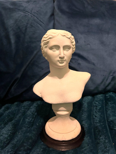 Vintage solid venus milo - venus, de