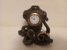 Steampunk Octopus Veronese Design  Resin Clock Bronze Diver Suit 