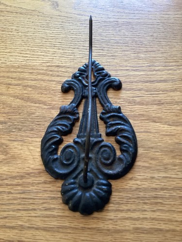 Vtg black cast - ,