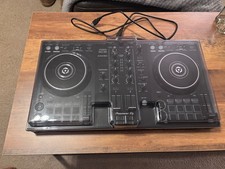 Pioneer DJ DDJ-400 decks