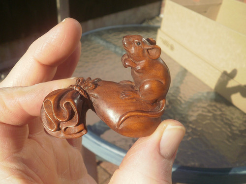 Hand carved wood - ,
