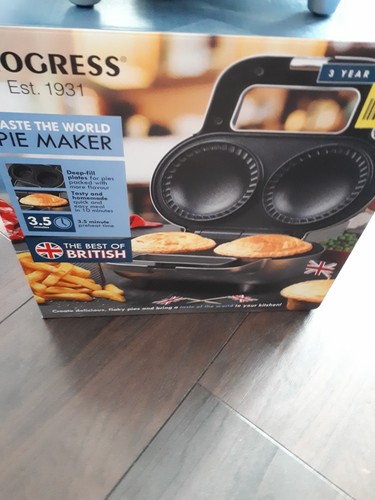 Pie maker non - maker,