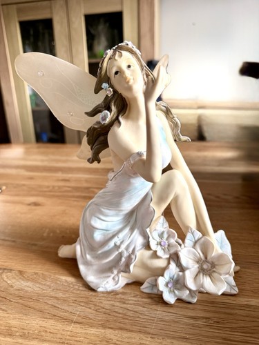 Regency fine art sitting - fine,