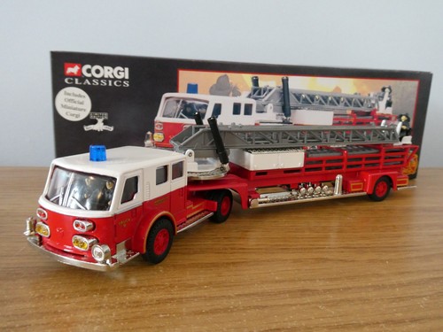 Corgi rochester american la - corgi,