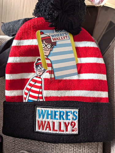 Where wally boys - wally?, knit