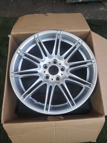 Bmw e90 e9x mv4 rear - 19",