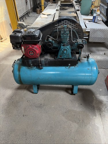 Petrol driven air - driven, compressor