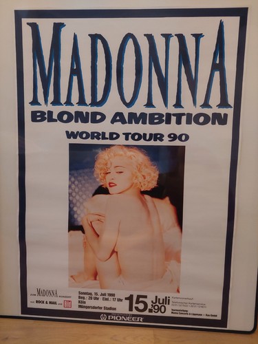 Madonna blond ambition tour - madonna,