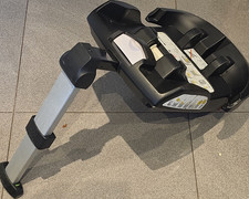 Doona isofix car seat - car, base