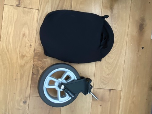 Graco travel system - travel, carrycot