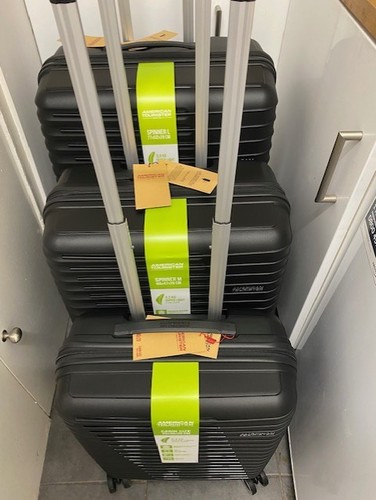 Set hard shell cases by - 3,
