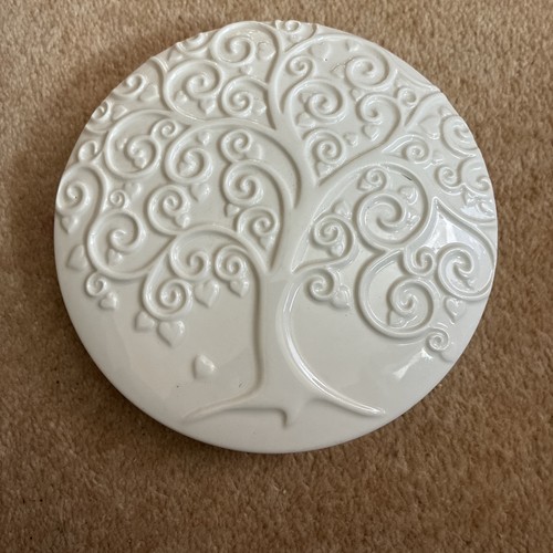 Porcelain radiator mounted - porcelain,
