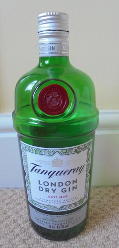 Empty tanqueray gin bottle - empty, 1