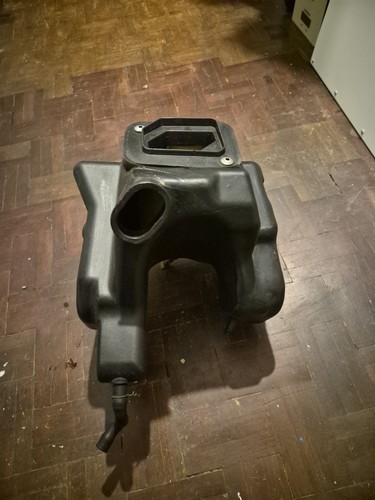 Yamaha xt125x original airbox - yamaha,