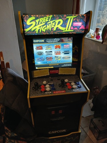 Street fighter and mortal - fighter,