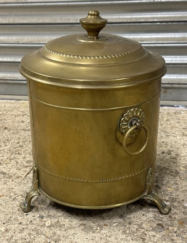 Antique brass coal scuttle - brass, /
