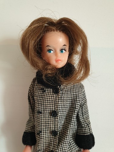 Palitoy tressy doll 1960s - tressy, her
