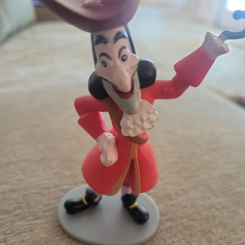 Walt disney captain hook pvc - disney,