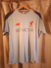 Liverpool FC Lfc Football Shirt Top L LARGE Bet Victor