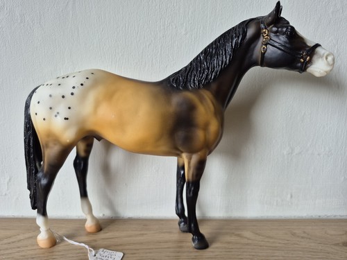 Breyer traditional size horse - size,