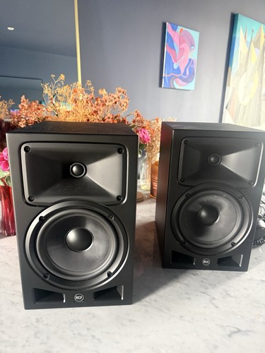 Rcf ayra pro8 - rcf,
