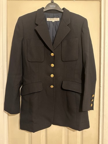 Jal cabin crew female uniform - cabin,