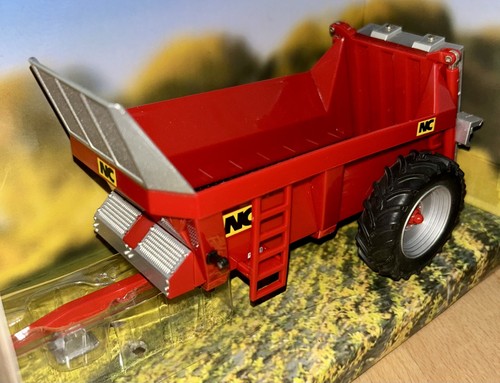 Britains muck spreader 32 - britains,