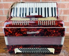 Weltmeister Worldmaster Piano Accordion 80 Bass 34 Treble Key 2 Register Coupler