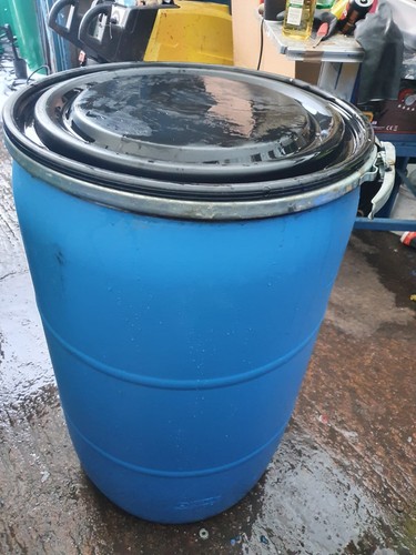 Open top plastic 220l - top,