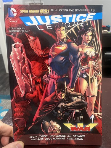 Justice league trinity war - trinity,