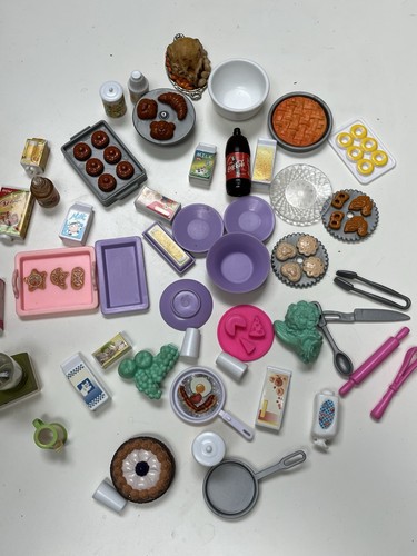 Vintage dolls items - food, home