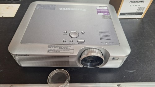 Panasonic lc75e lcd - pt-lc75e,
