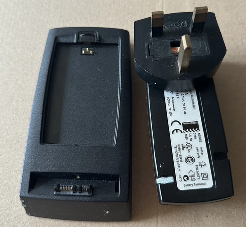 Ericsson oem desktop - charger,