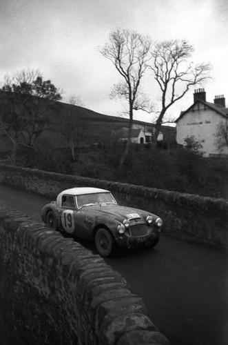 Paddy hopkirk jack scott - paddy,