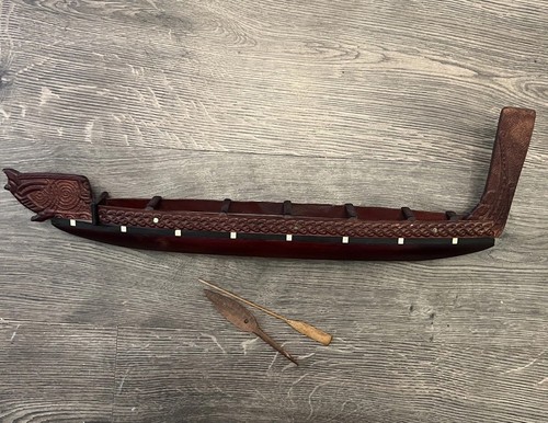 Wooden rowing boat canoe - canoe, model