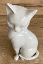 John Jenkins Japanese Fine Porcelain White Sitting Cat Height 19cm Width 10cm