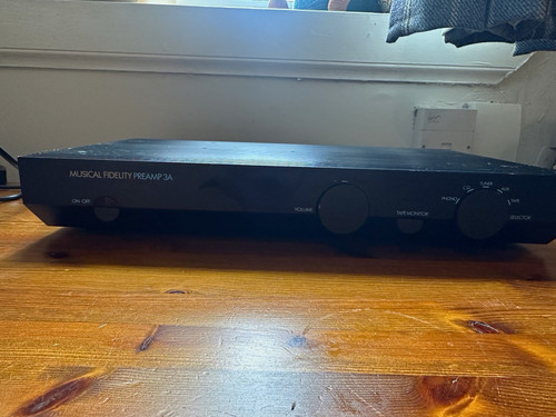 Musical fidelity preamp - fidelity,