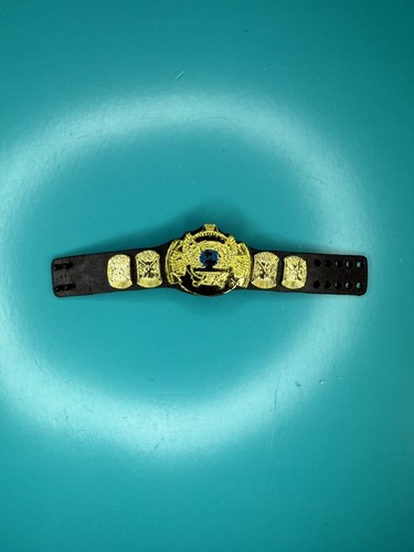 Wwe winged world - wwe,